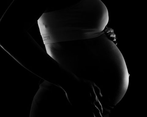 Dudula Clinic Attacks Force Mother to Give Birth Alone